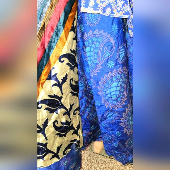 Exotic Blue & Gold Multicolor Silk Cropped Tie Top - Picture 10 of 15